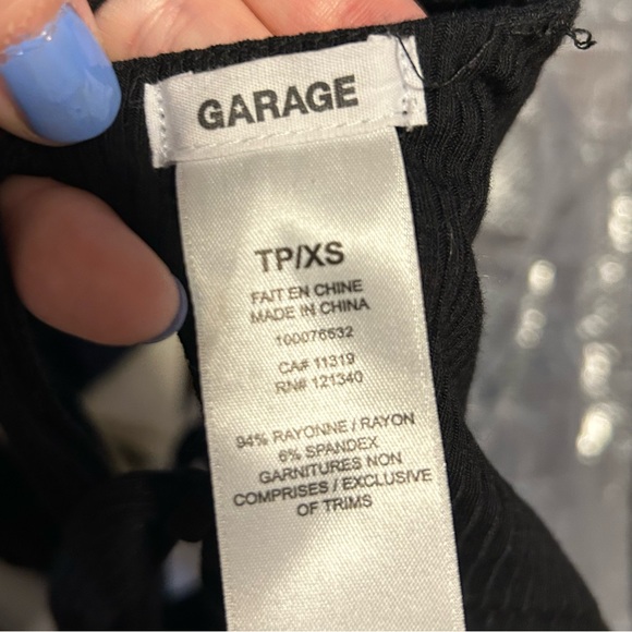 BUY 2 GET 1 FREE on any items priced $15 or less Garage black crop top XS - Picture 3 of 4